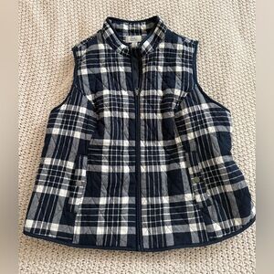 Croft & Barrow Navy and White Checkered Vest